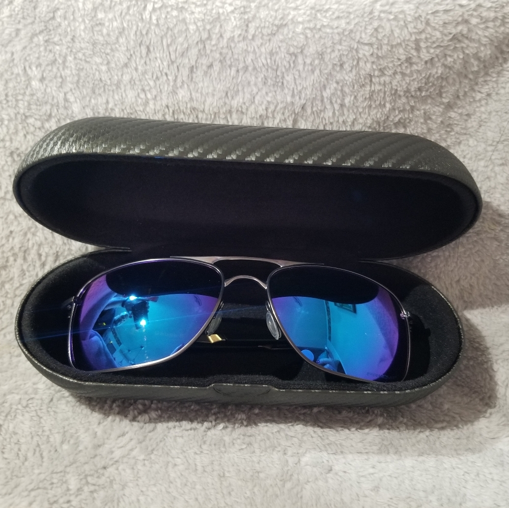 Oakley Gauge 8 Sun glasses